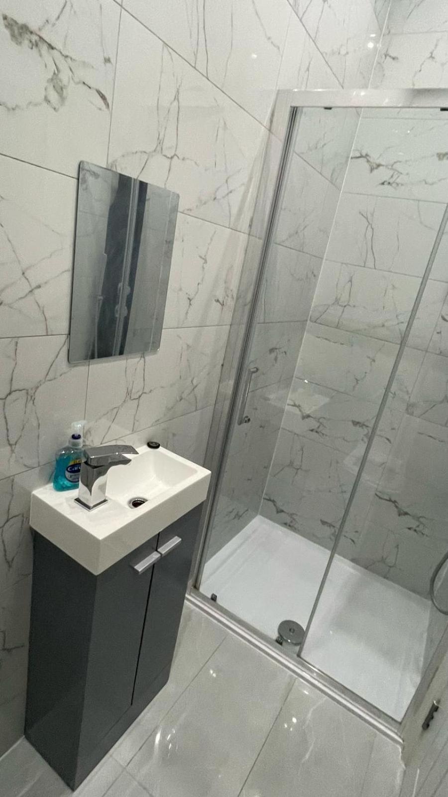 Spacious 3 Bed Flat Belvedere Dartford ภายนอก รูปภาพ