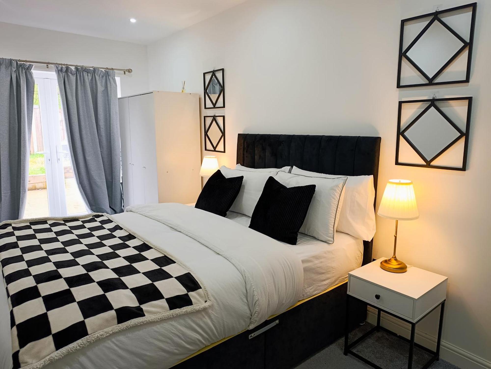 Spacious 3 Bed Flat Belvedere Dartford ภายนอก รูปภาพ